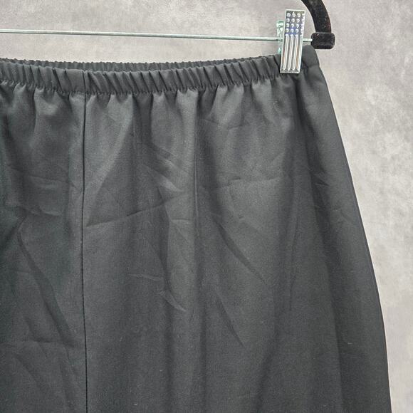 Black Pull On Knee Length Elastic Office Corporate Church Classic Skirt Size 14 - Picture 3 of 6